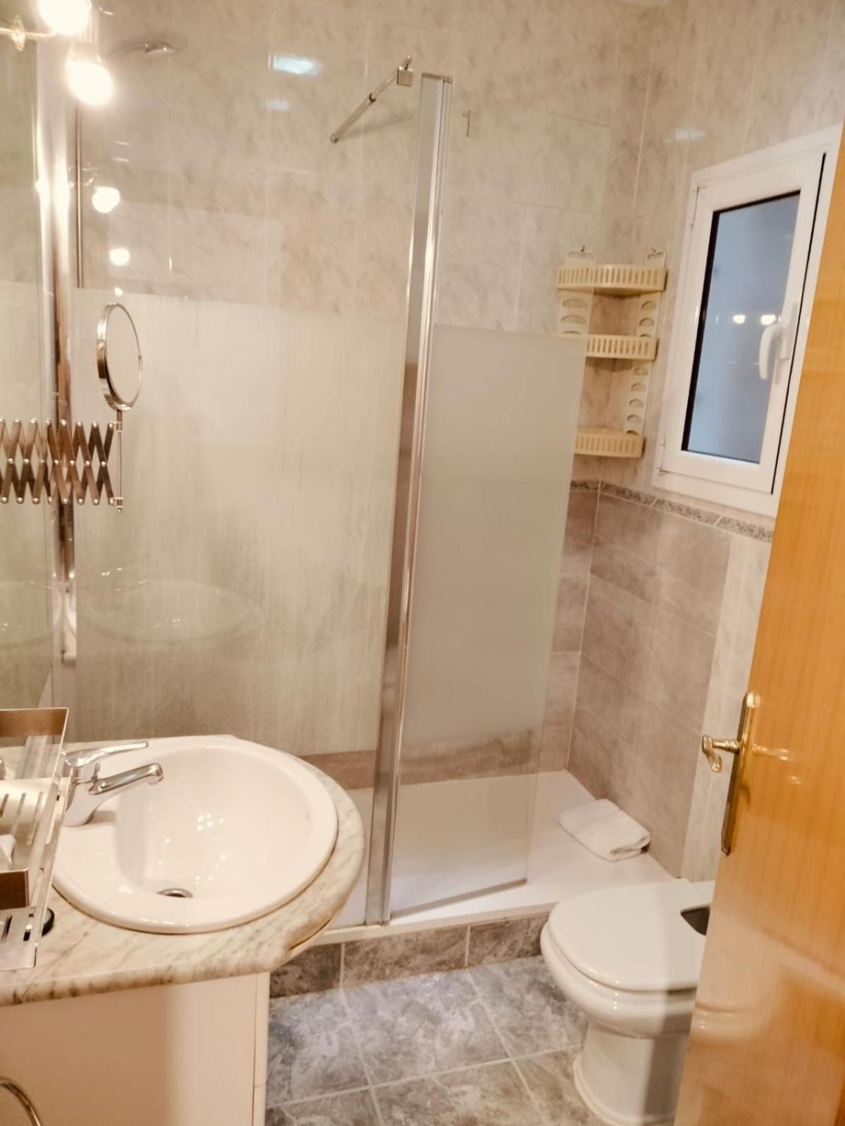 Barcelona Me Enamora Apartment Ngoại thất bức ảnh